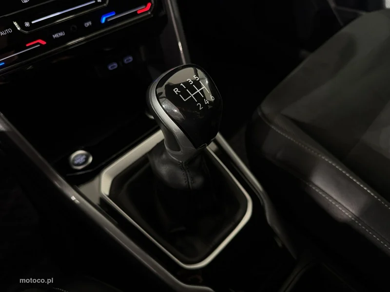 Volkswagen T-Roc A1 22
