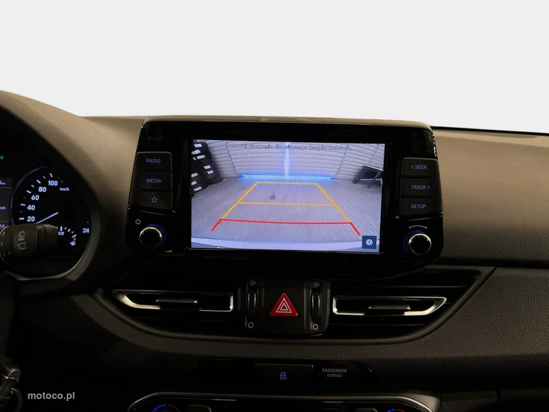 Hyundai i30 24