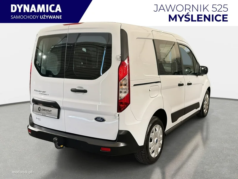 Ford Transit Connect 8