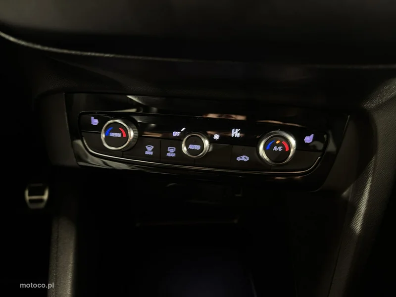 Opel Corsa F 23