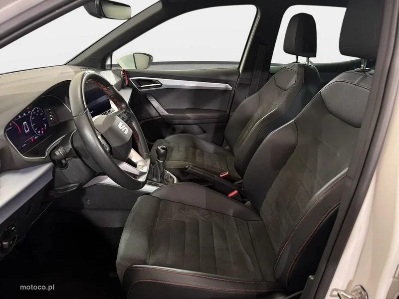 Seat Arona 12