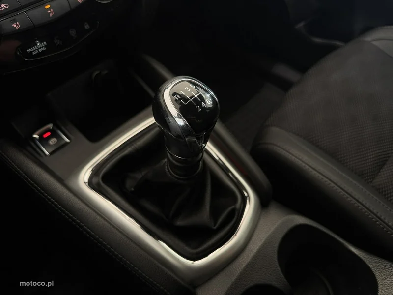 Nissan Qashqai 22