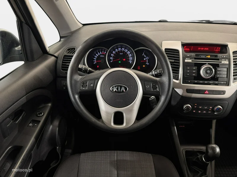 Kia Venga 11