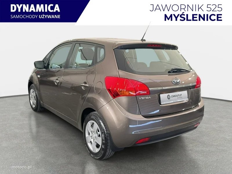 Kia Venga 6