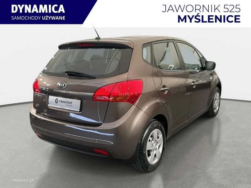 Kia Venga 8