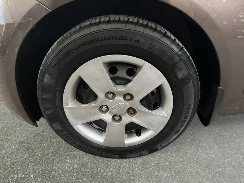 Kia Venga 9
