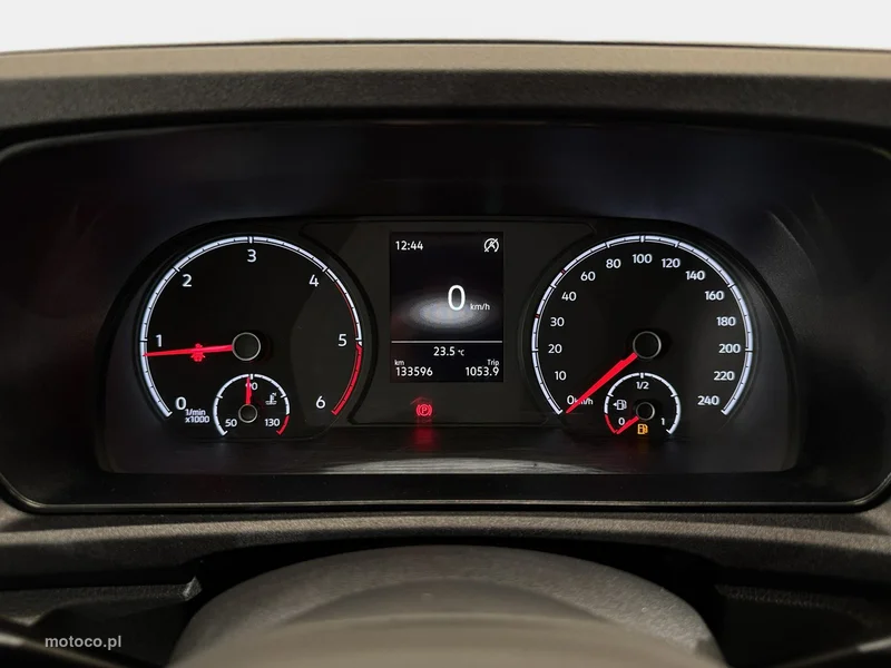 Volkswagen Caddy V 12