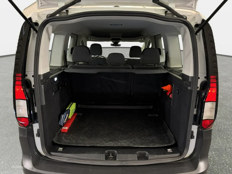 Volkswagen Caddy V 19