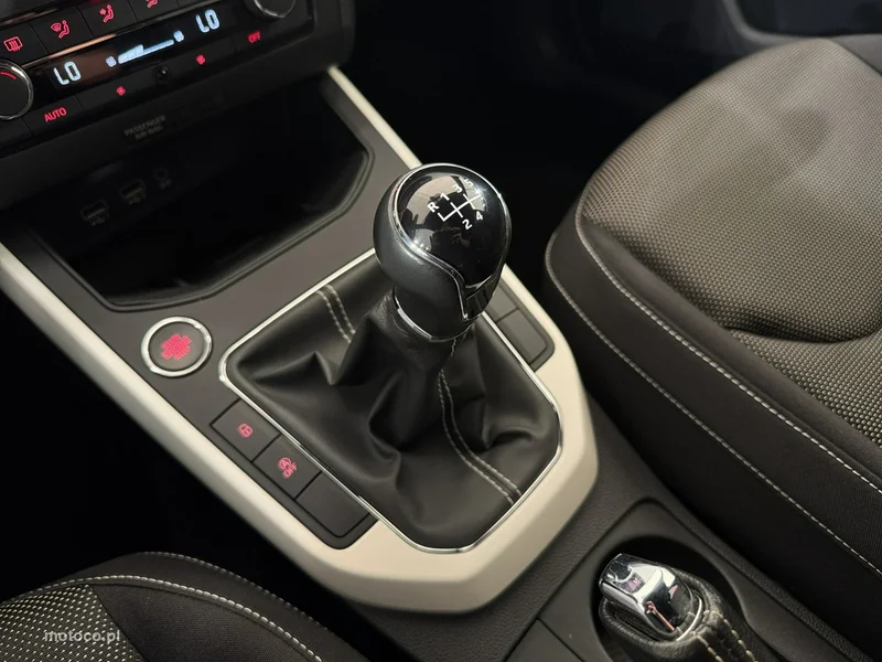 Seat Arona 22