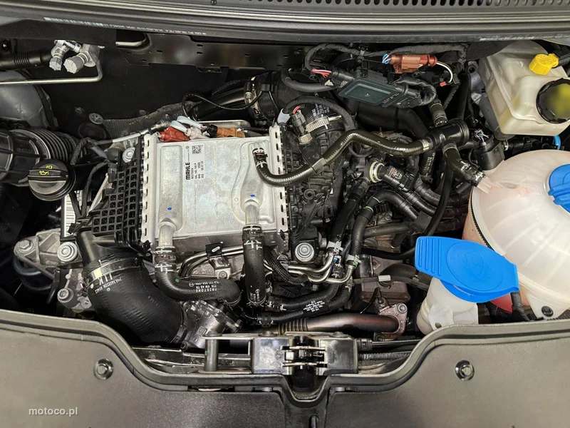 Volkswagen Caravelle 26
