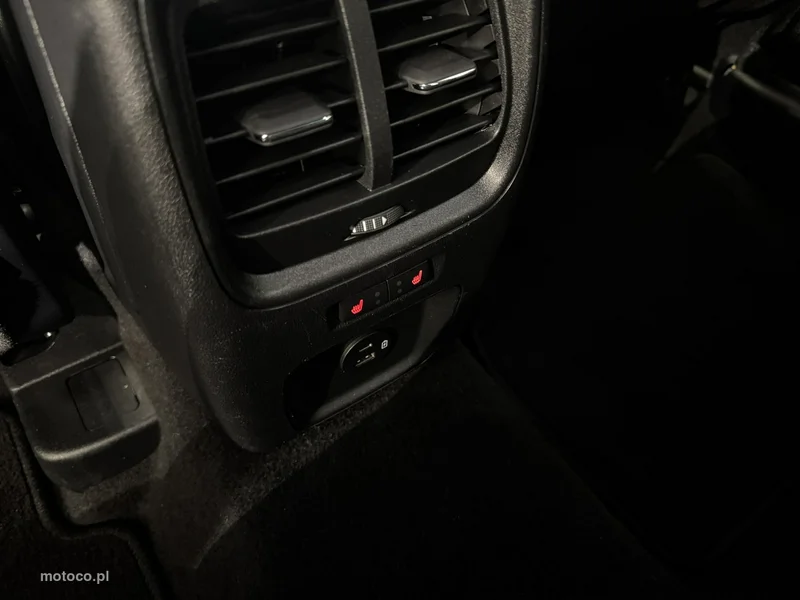 Ford Kuga III 27