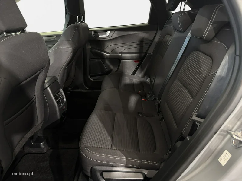 Ford Kuga III 28