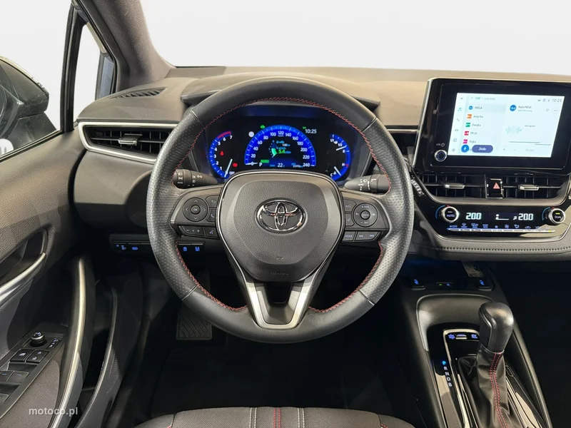 Toyota Corolla E210 13