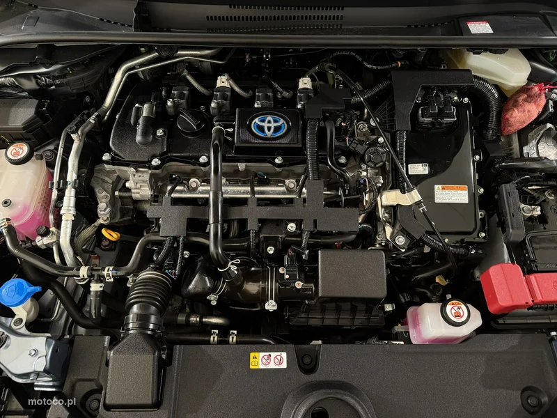 Toyota Corolla E210 33