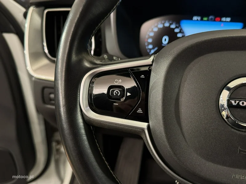 Volvo XC 60 12