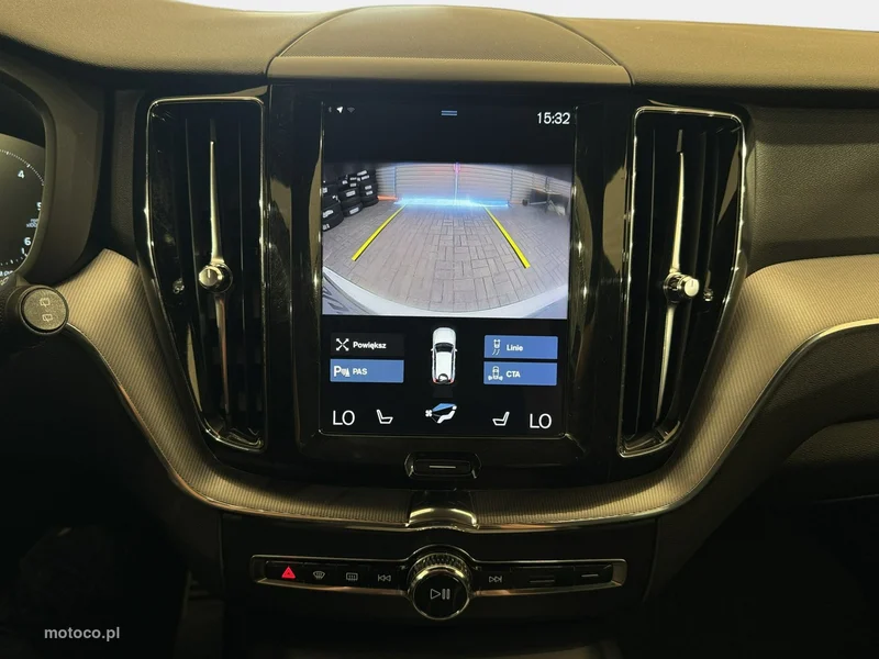 Volvo XC 60 17