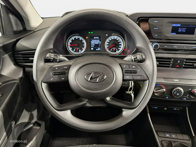 Hyundai i20 15