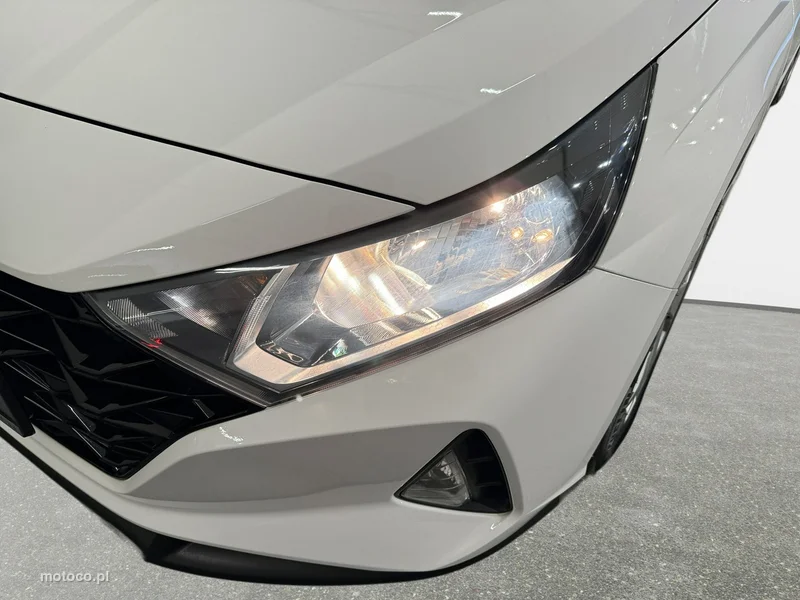 Hyundai i20 9