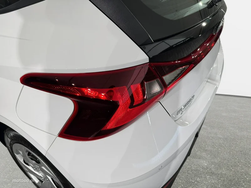 Hyundai i20 10