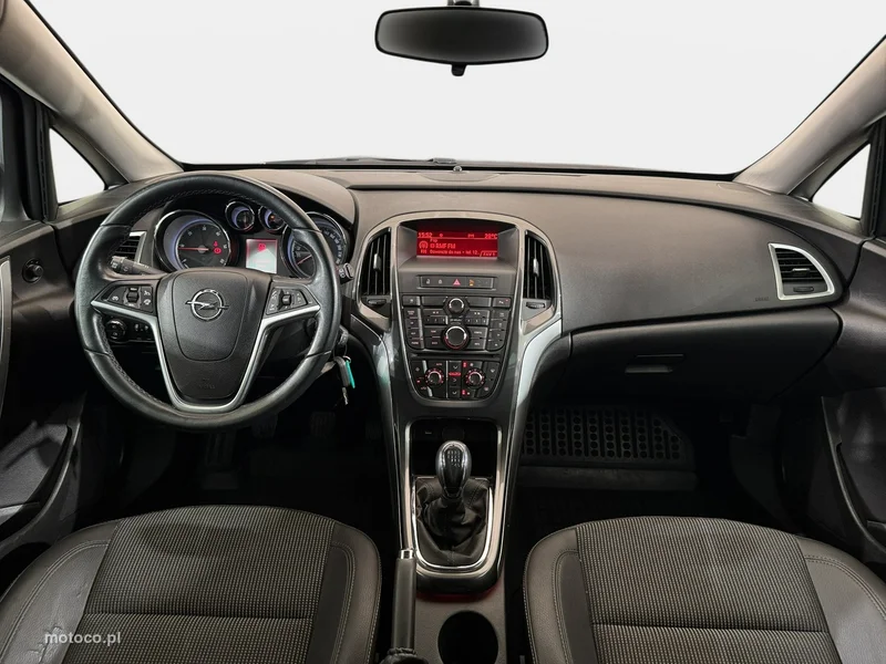 Opel Astra Sports Tourer 13