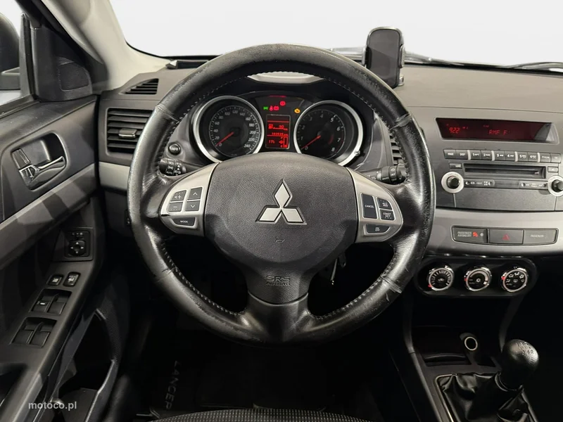 Mitsubishi Lancer 11