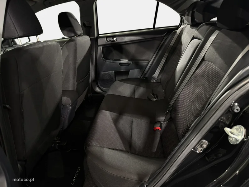 Mitsubishi Lancer 19