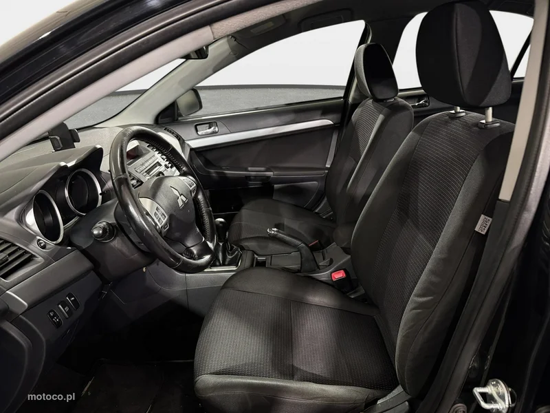 Mitsubishi Lancer 20