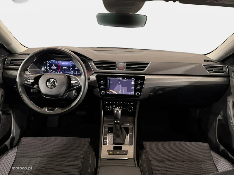 Skoda Superb III 12