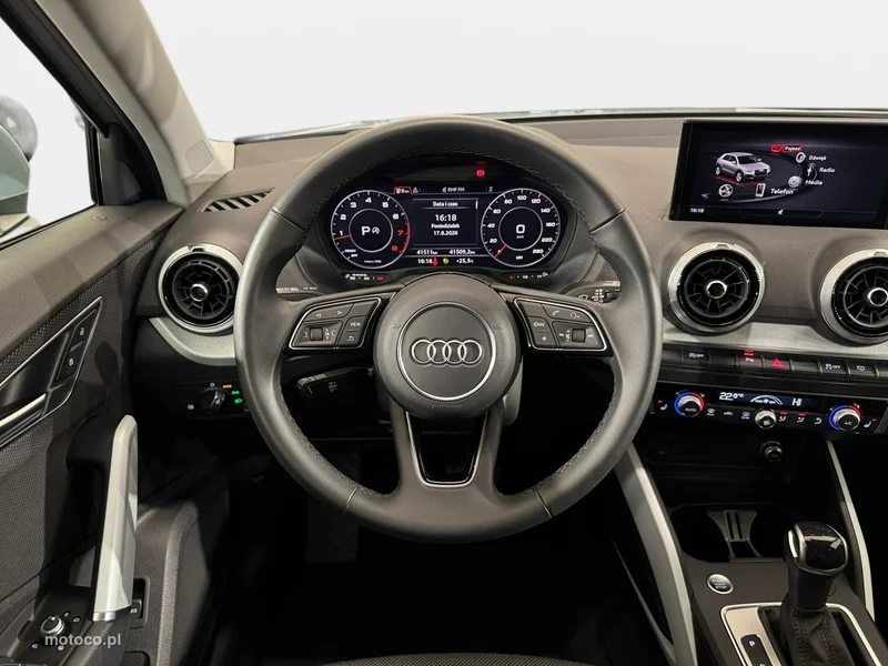 Audi Q2 13