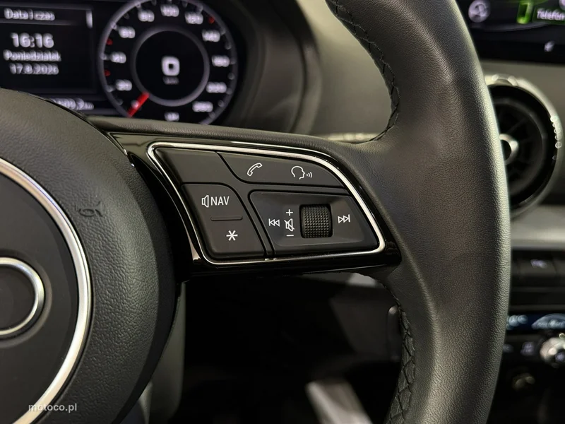 Audi Q2 16