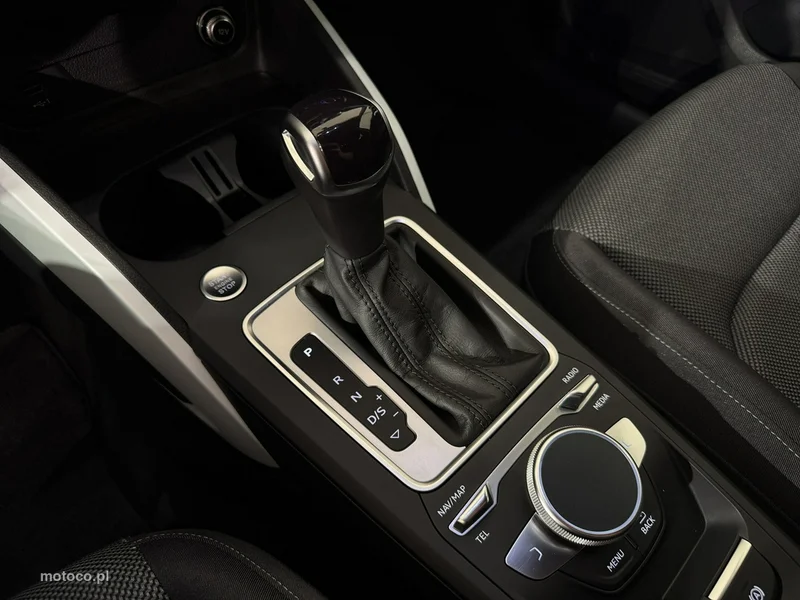 Audi Q2 24