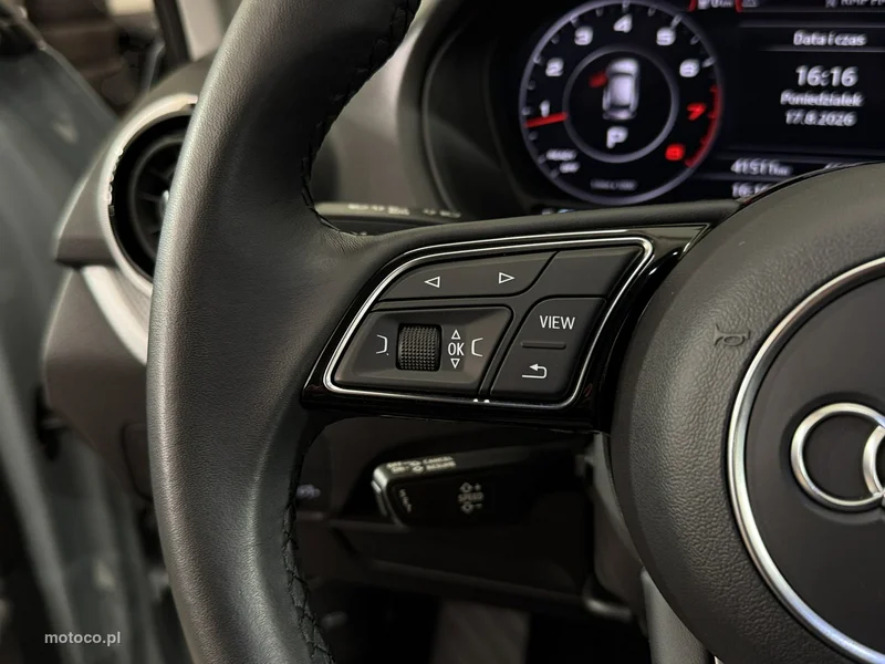 Audi Q2 16