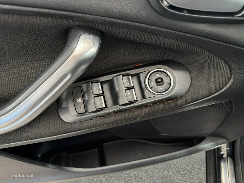Ford S-Max I 19
