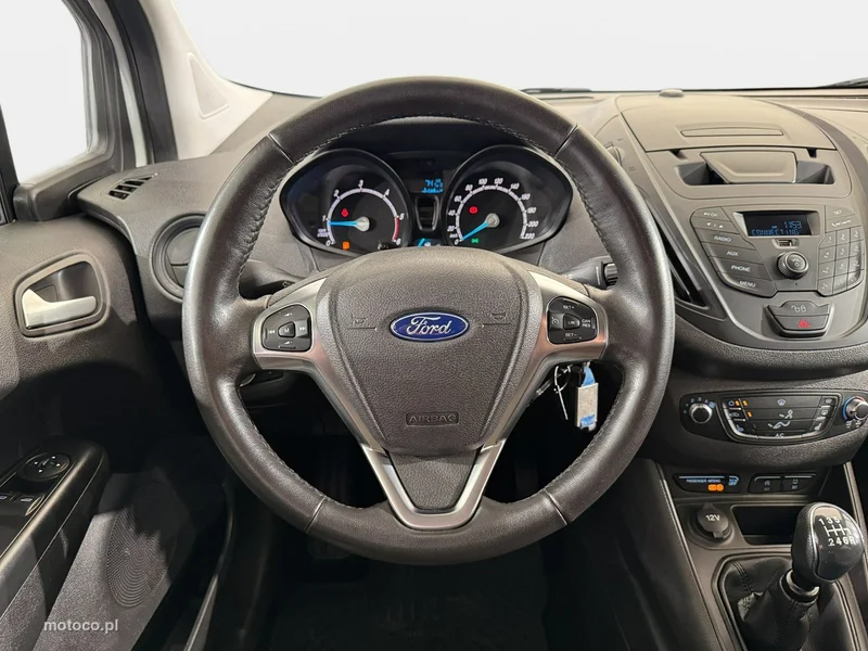 Ford Tourneo Courier 15