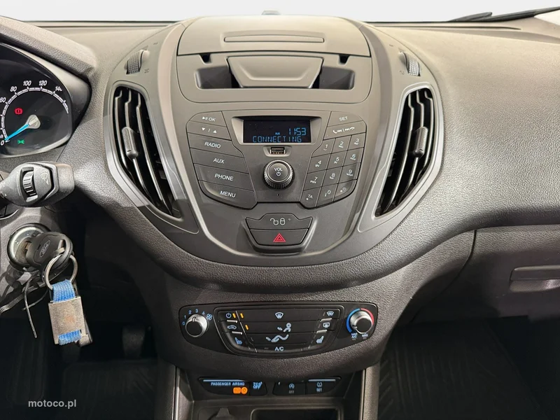 Ford Tourneo Courier 17
