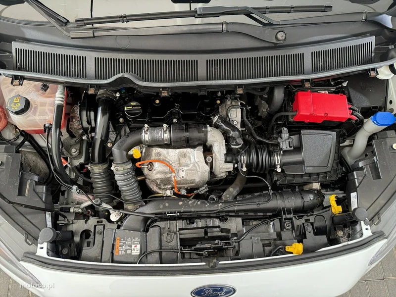 Ford Tourneo Courier 19