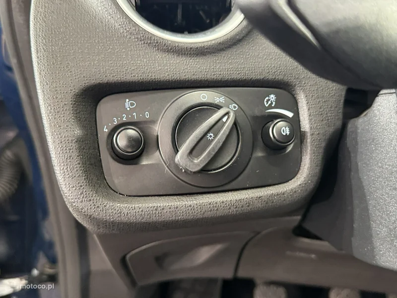 Ford Fiesta VI 21