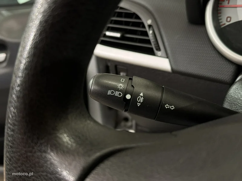 Peugeot 207 12