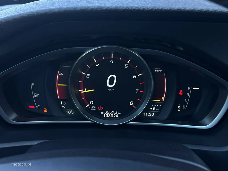 Volvo V40 12