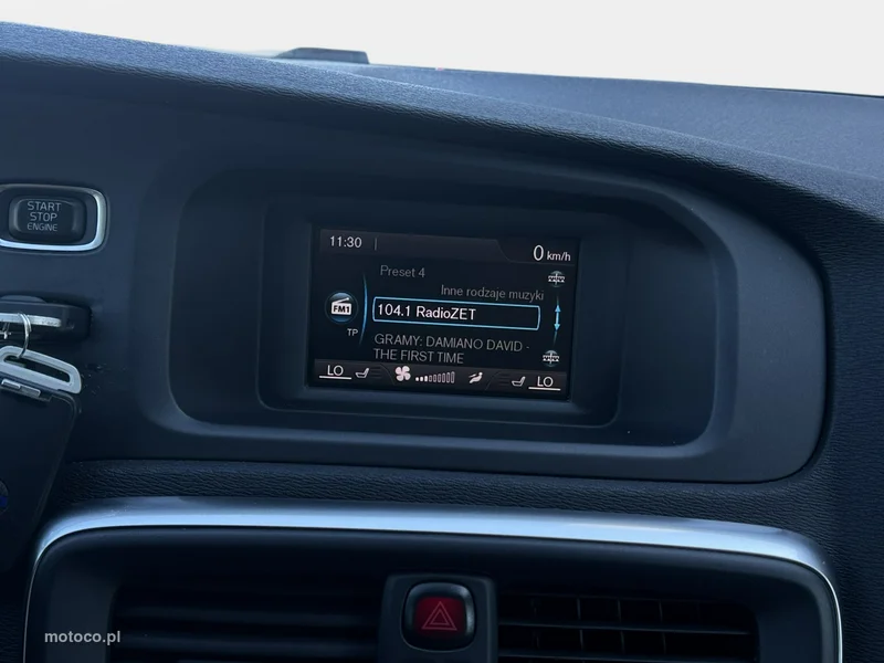 Volvo V40 15