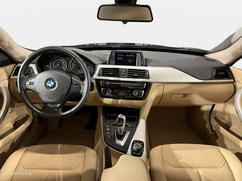 BMW Seria 3 G20 3GT 12