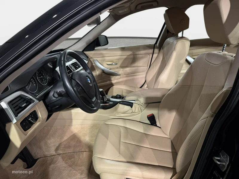 BMW Seria 3 G20 3GT 26