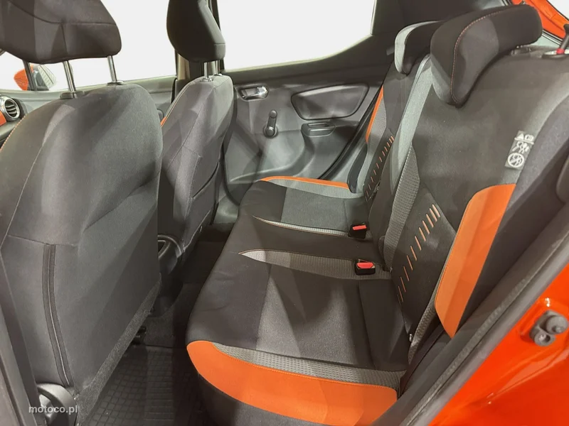 Nissan Micra 25