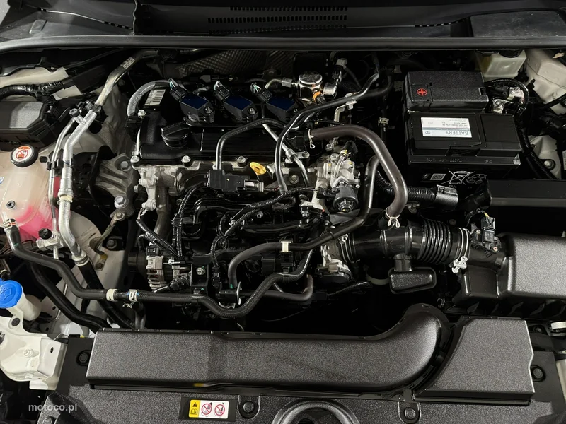 Toyota Corolla E210 26