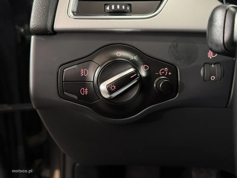 Audi A4 B8 21