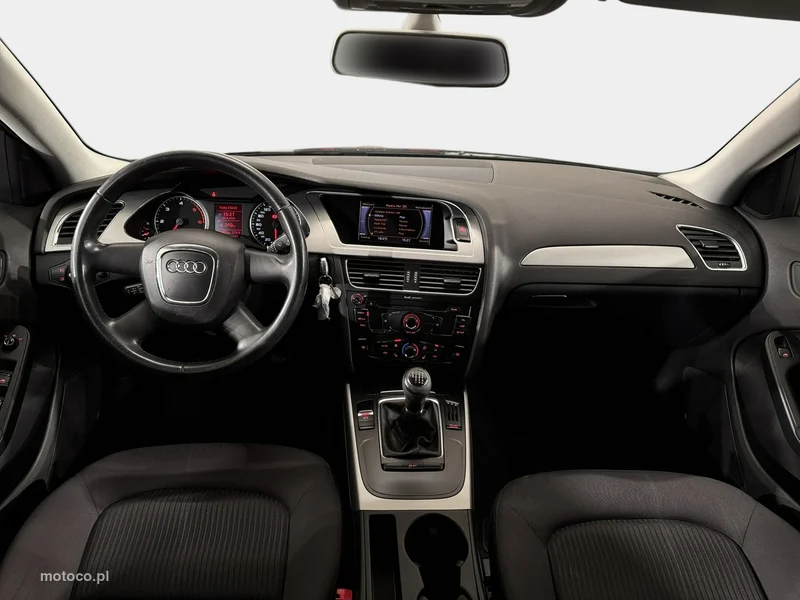 Audi A4 B8 10