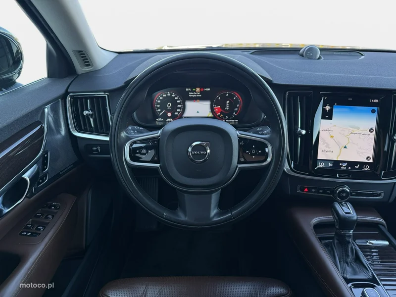 Volvo S90 13