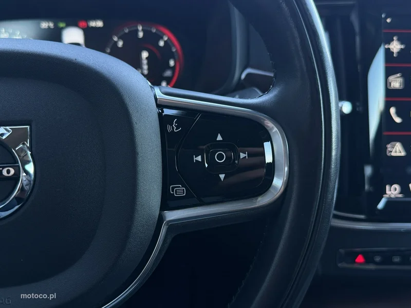 Volvo S90 17