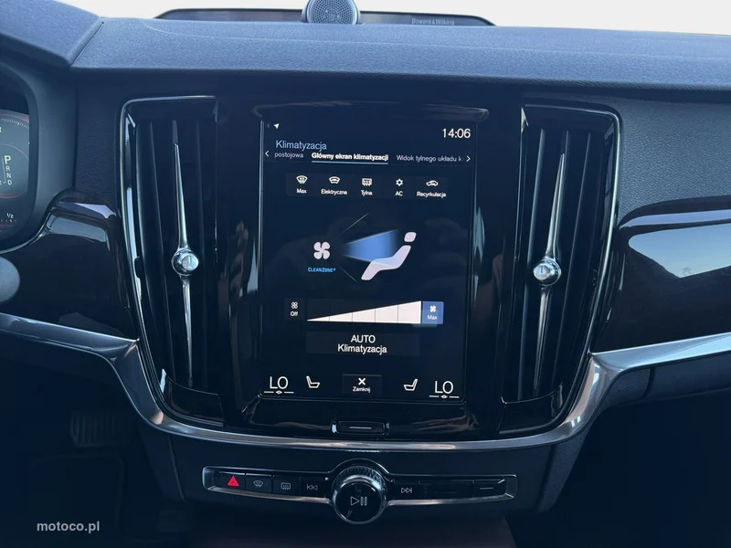 Volvo S90 22