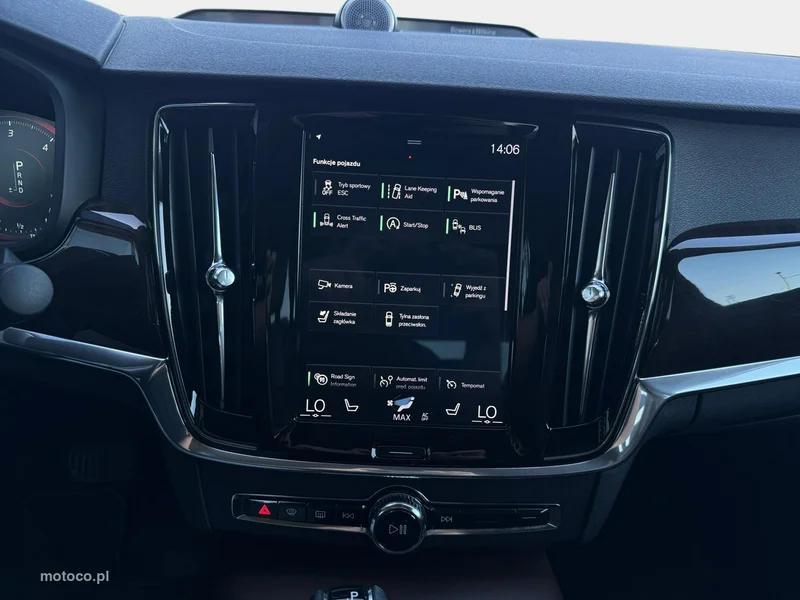 Volvo S90 23